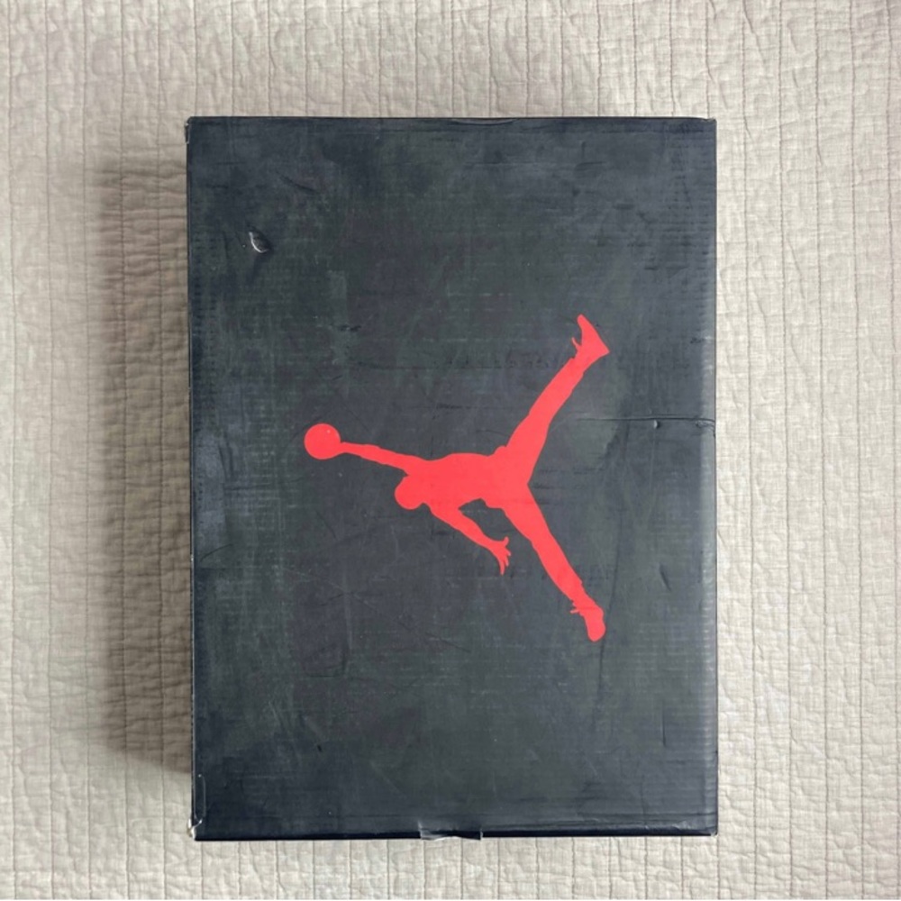 Jordan 5 Retro 'Fire Red' (2013)

Size 10.5 - Picture 8 of 8